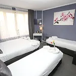 Flipper 2* Amsterdam