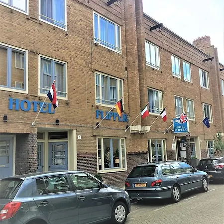 Hotell Flipper 2*