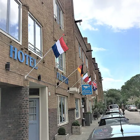 Flipper 2* Amsterdam