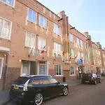 Flipper 2* Amsterdam